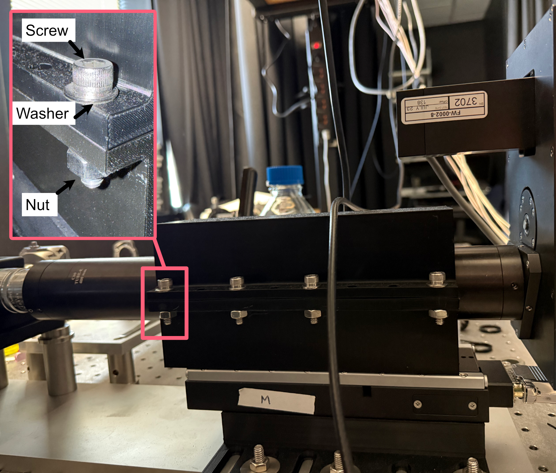 Example of tube lens mounted in the corresponding adapter